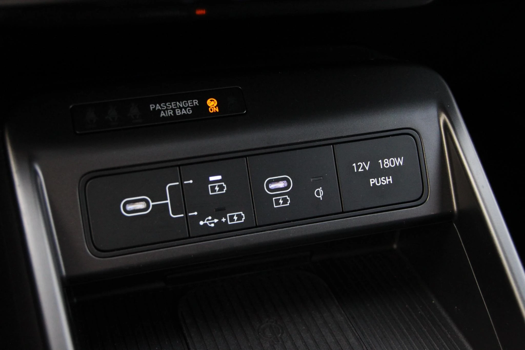 Hyundai-Kona-image-30