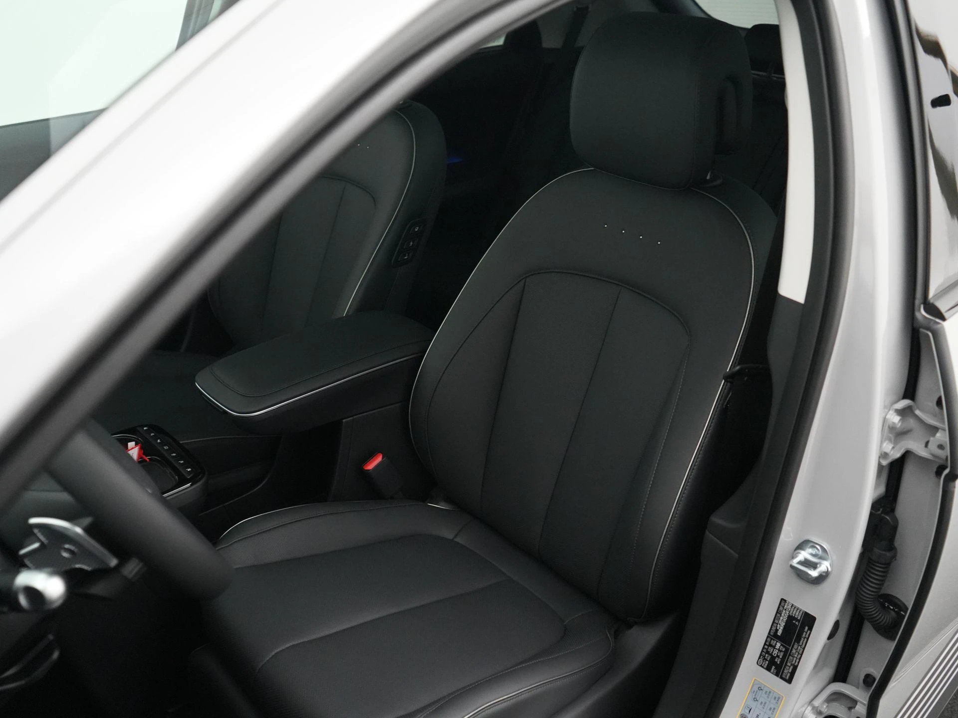 Hyundai-IONIQ 5-image-6
