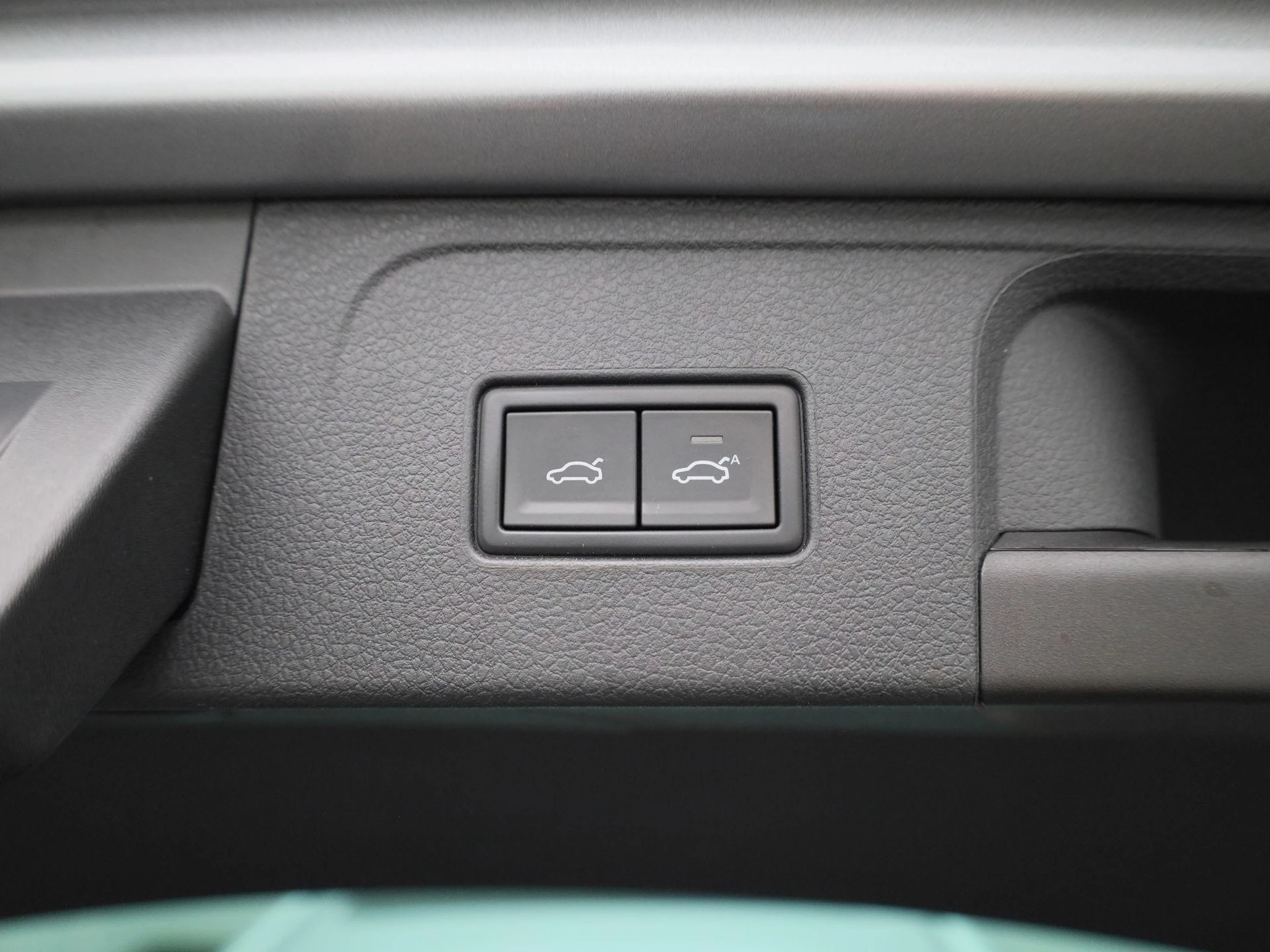 Volkswagen-Passat-image-14
