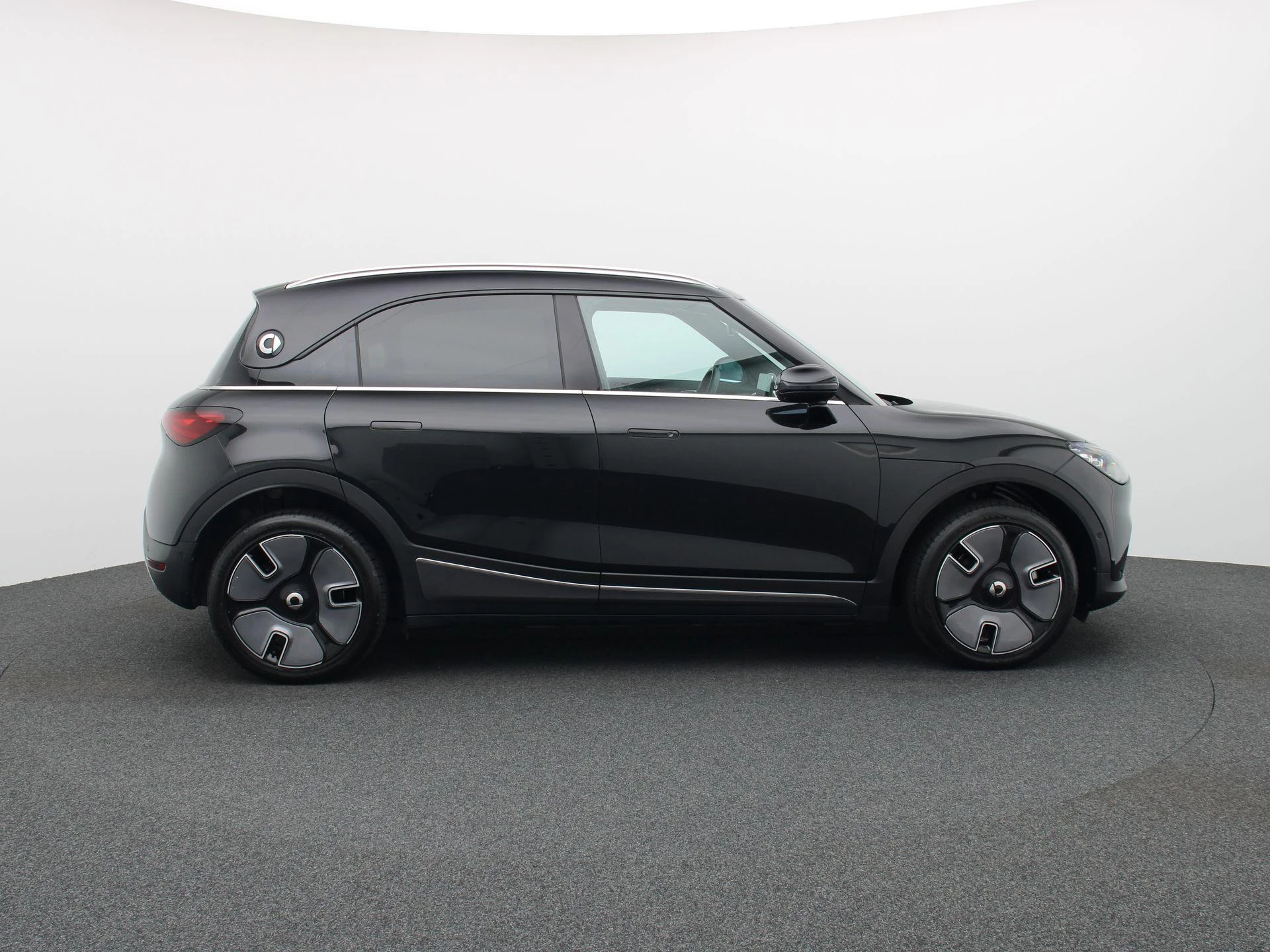 smart-#1-image-5