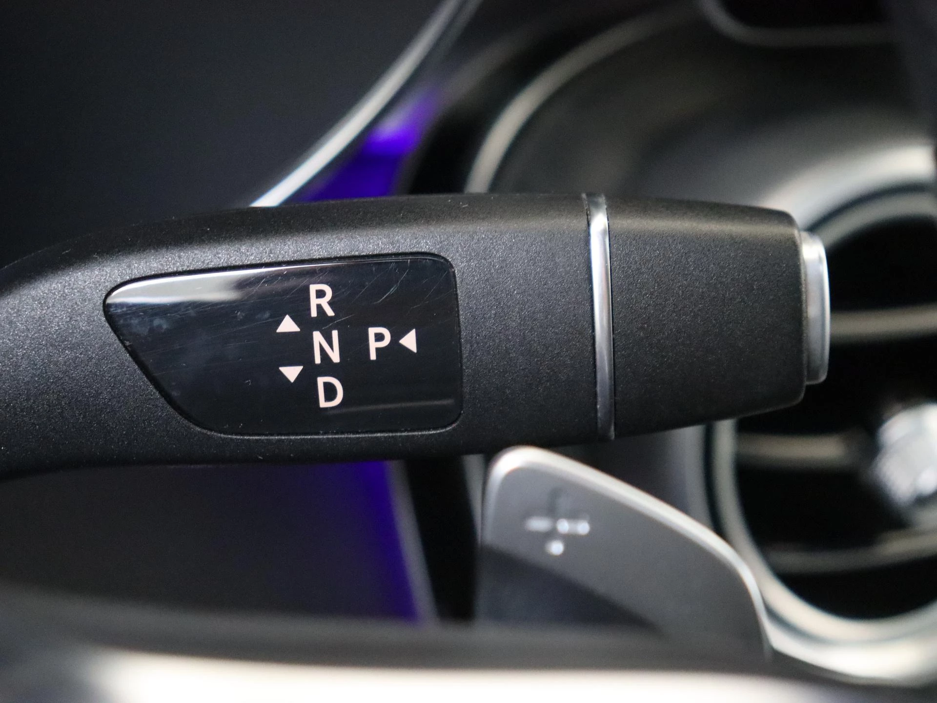 Mercedes-Benz-GLC-image-14