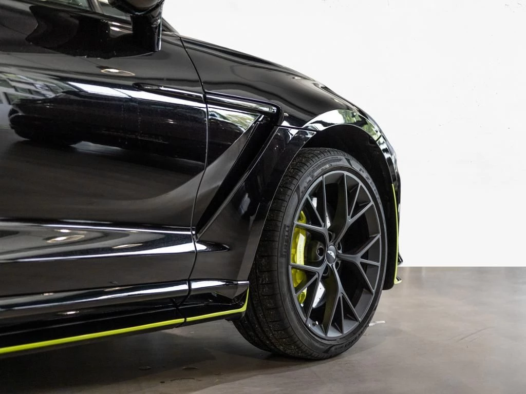 Aston Martin DBX 707 AMR Aston Martin Hamburg