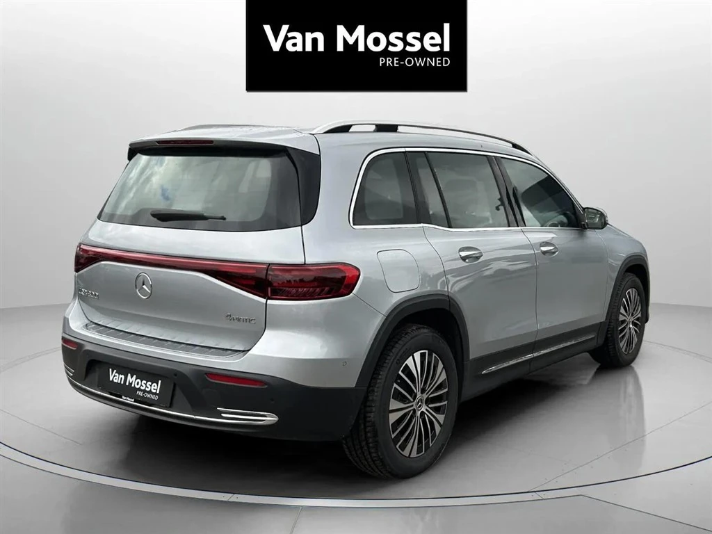 Mercedes-Benz-EQB-image-4