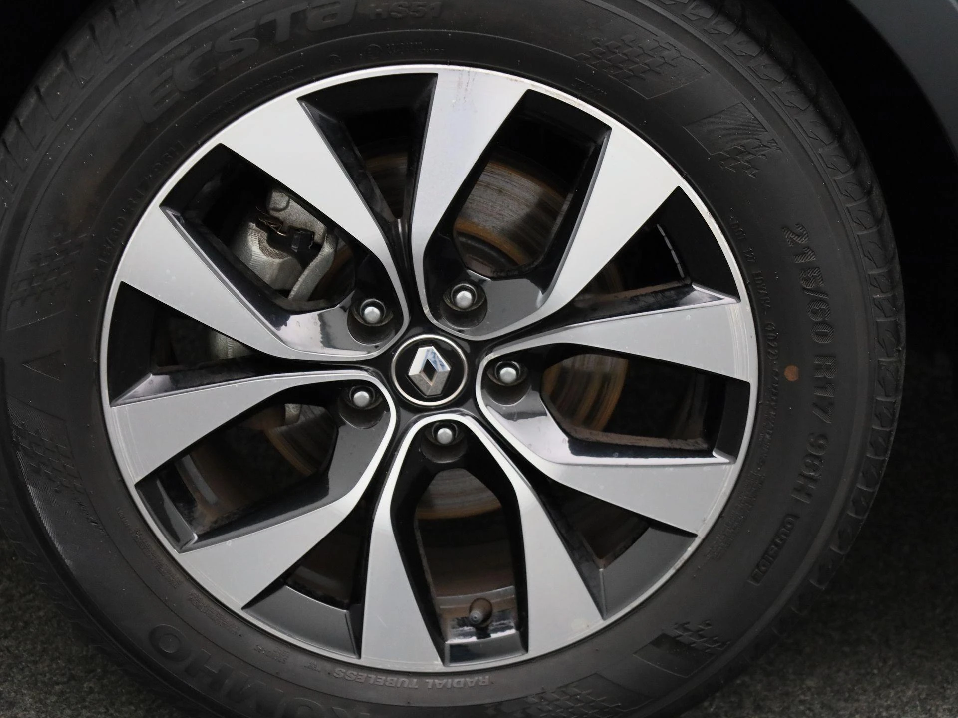 Renault-Arkana-image-12