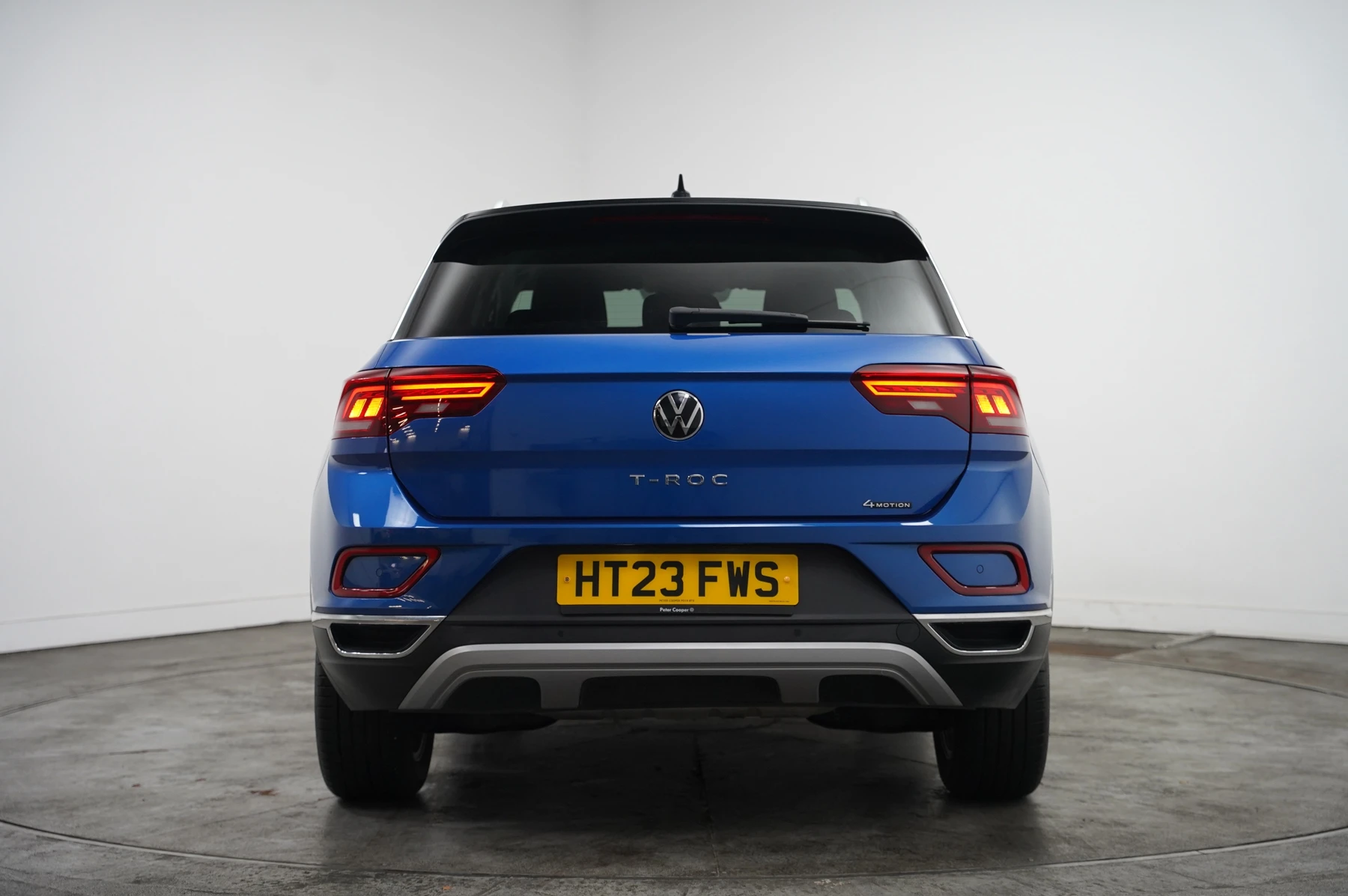 Volkswagen-T-Roc-image-13