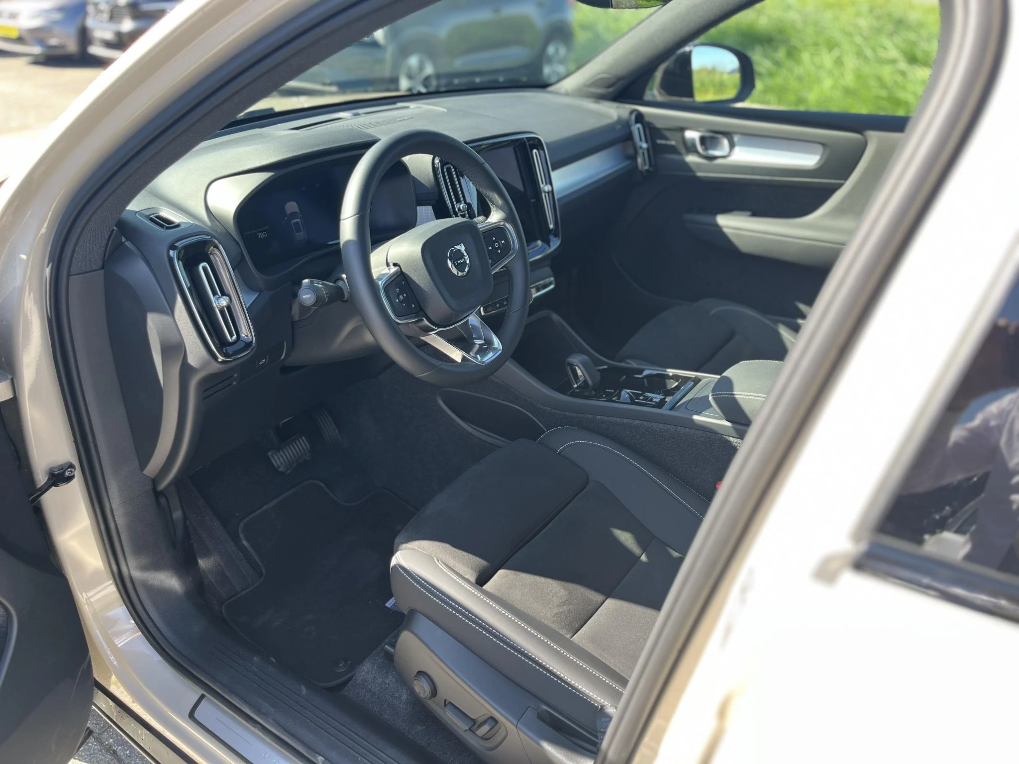 Volvo-XC40-image-6