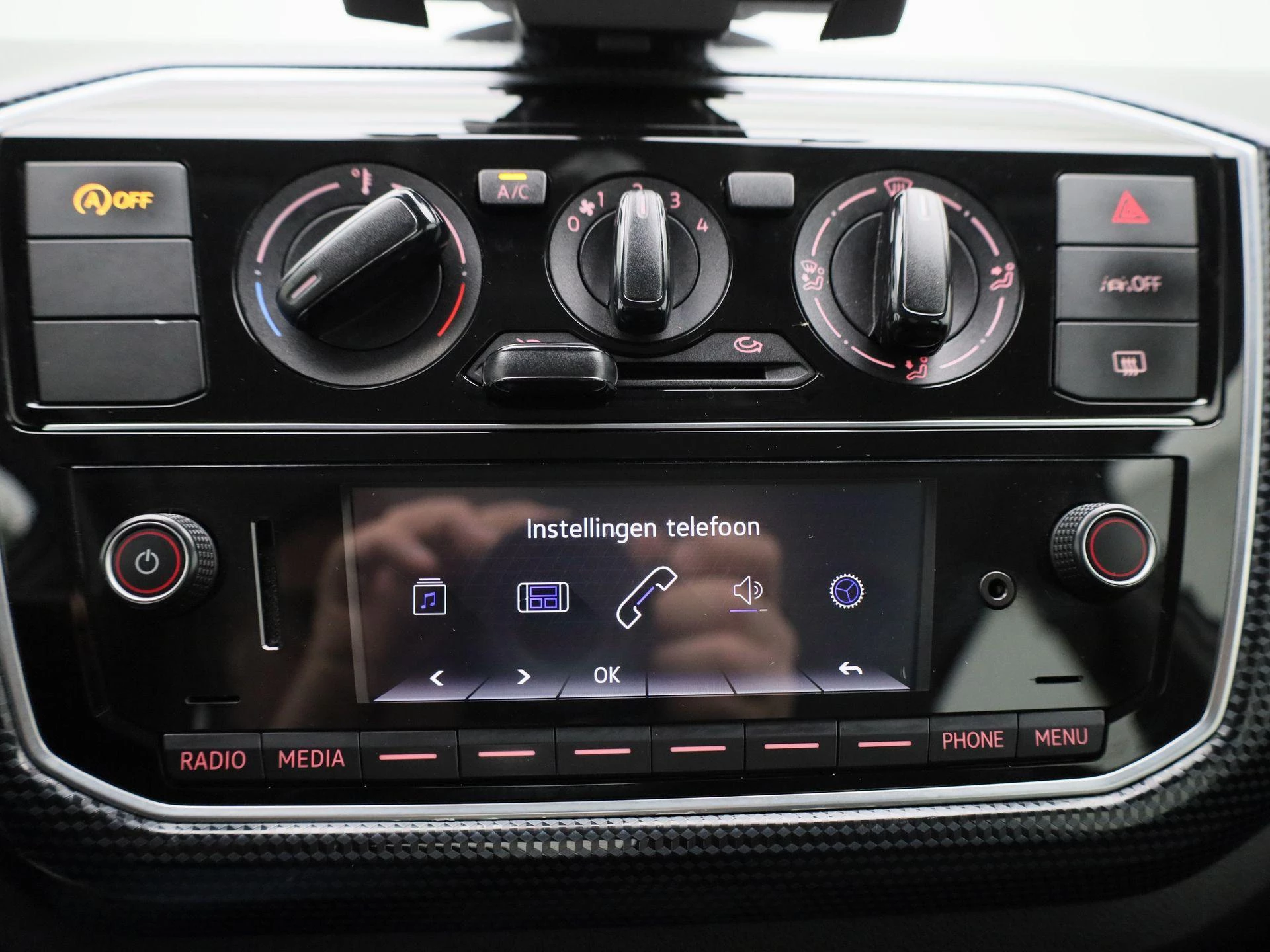 Volkswagen-up!-image-20