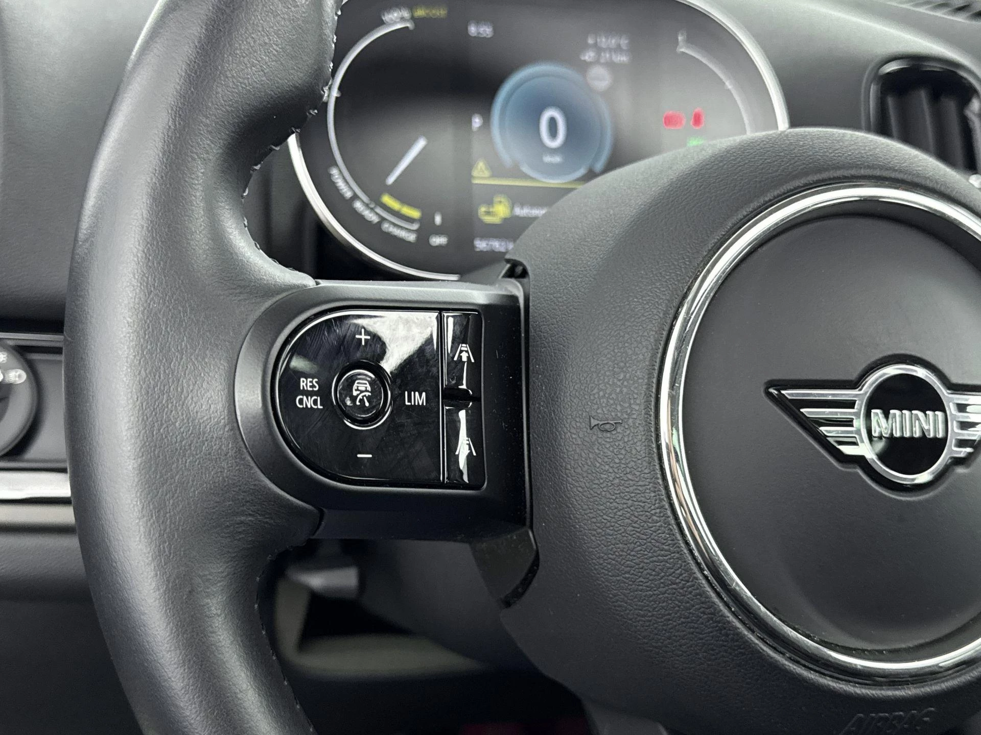 MINI-Countryman-image-5