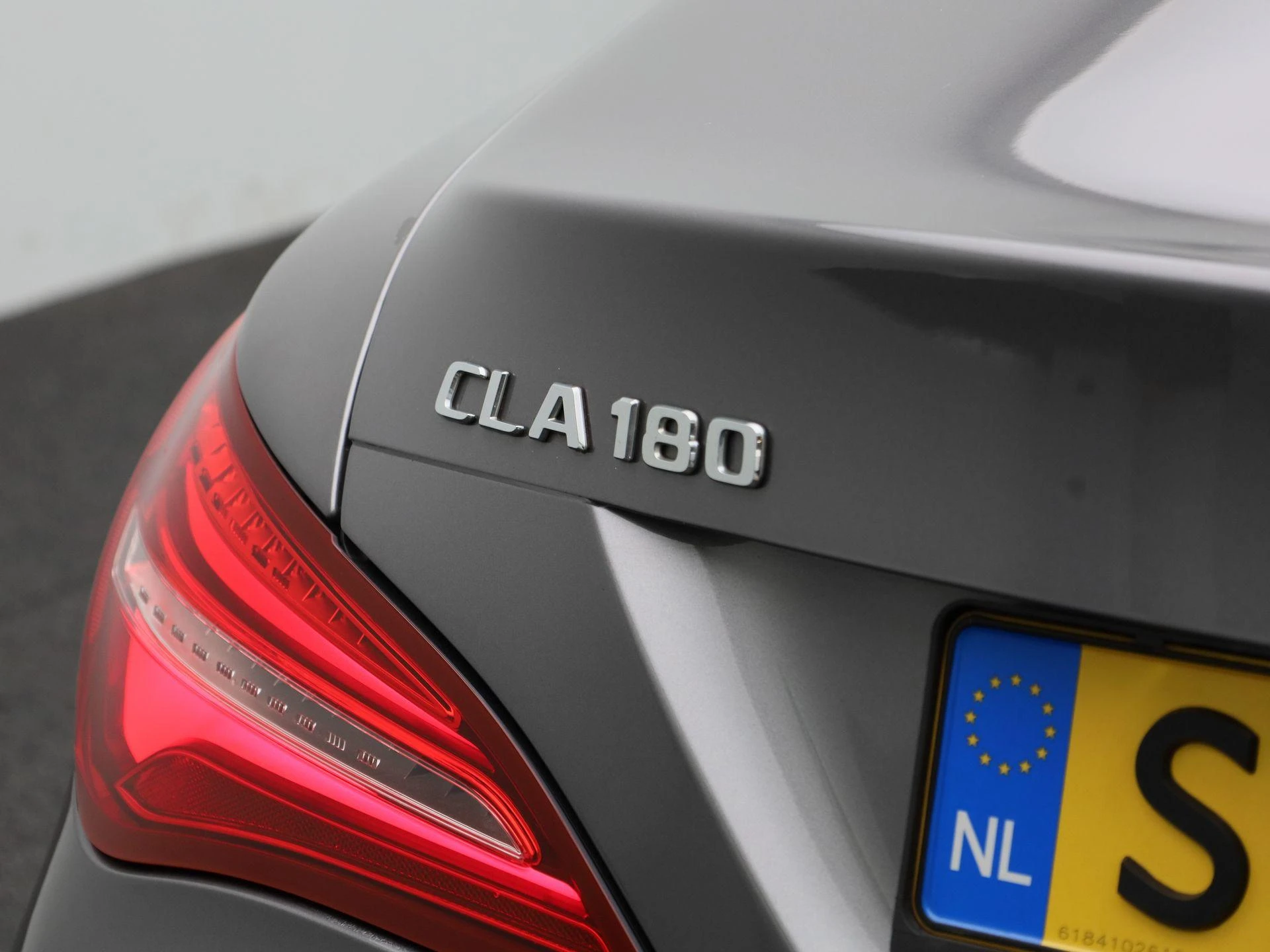 Mercedes-Benz-CLA-image-47