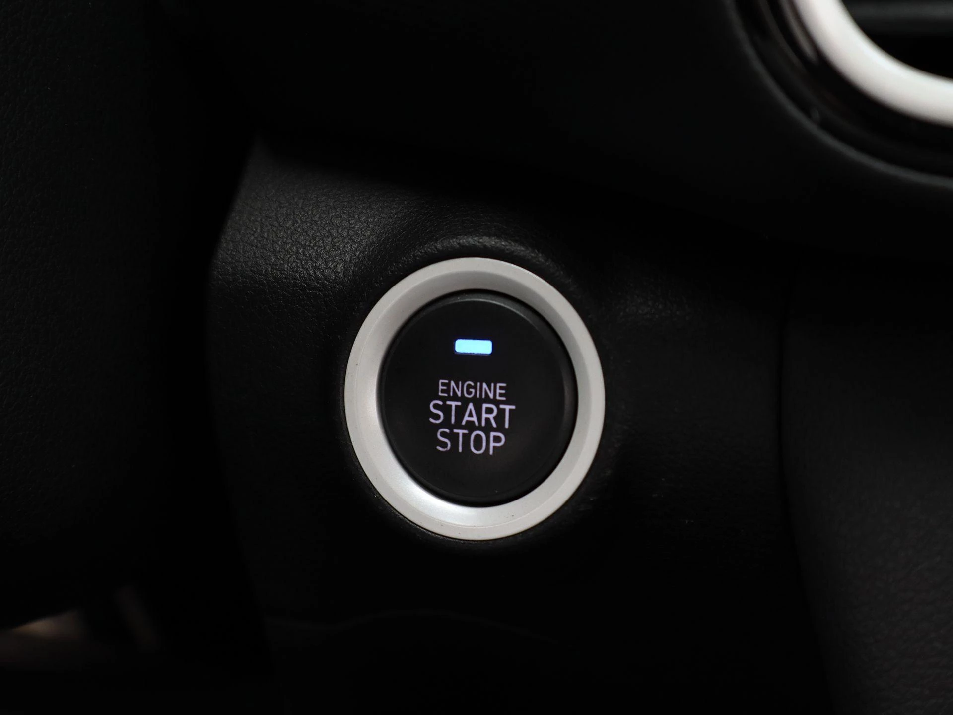 Hyundai-Kona-image-16