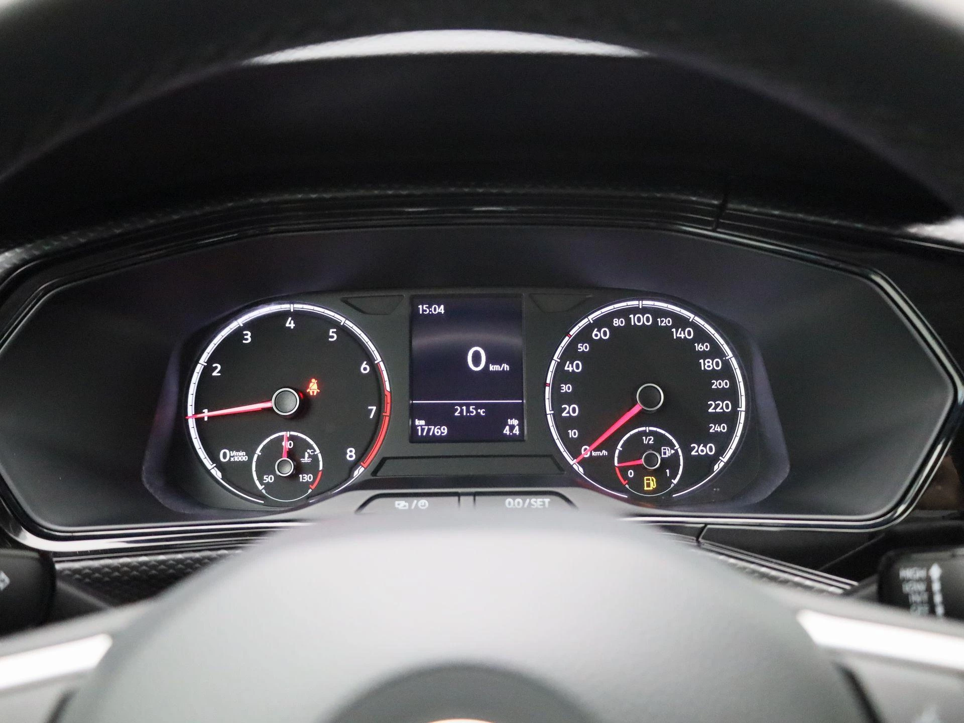 Volkswagen-T-Cross-image-15