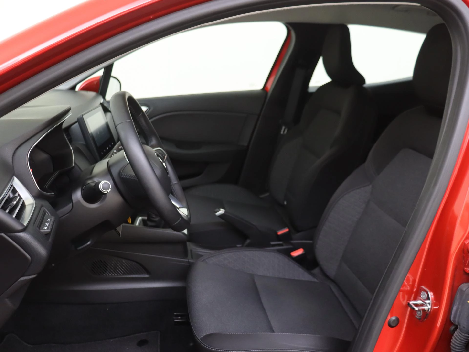 Renault-Clio-image-14