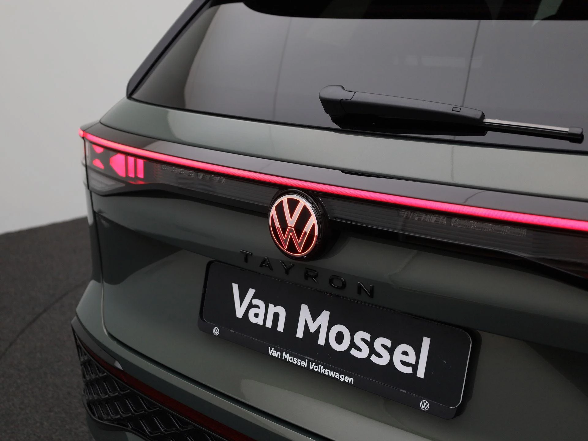 Volkswagen Tayron 1.5 eHybrid R-Line Edition 204 PK|