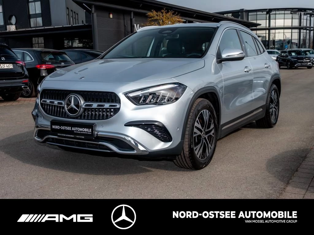 Mercedes-Benz-GLA-image-5