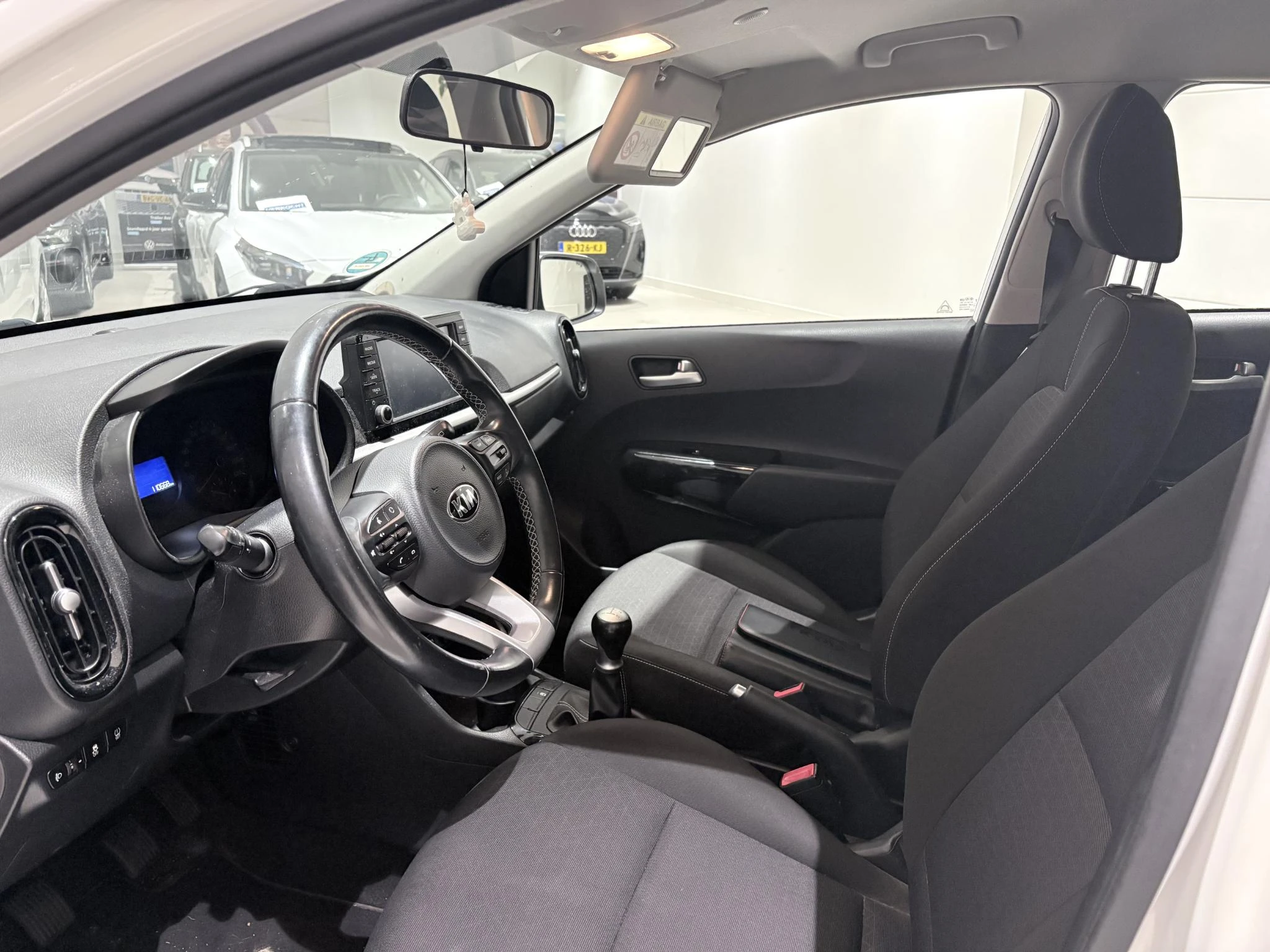 Kia-Picanto-image-8