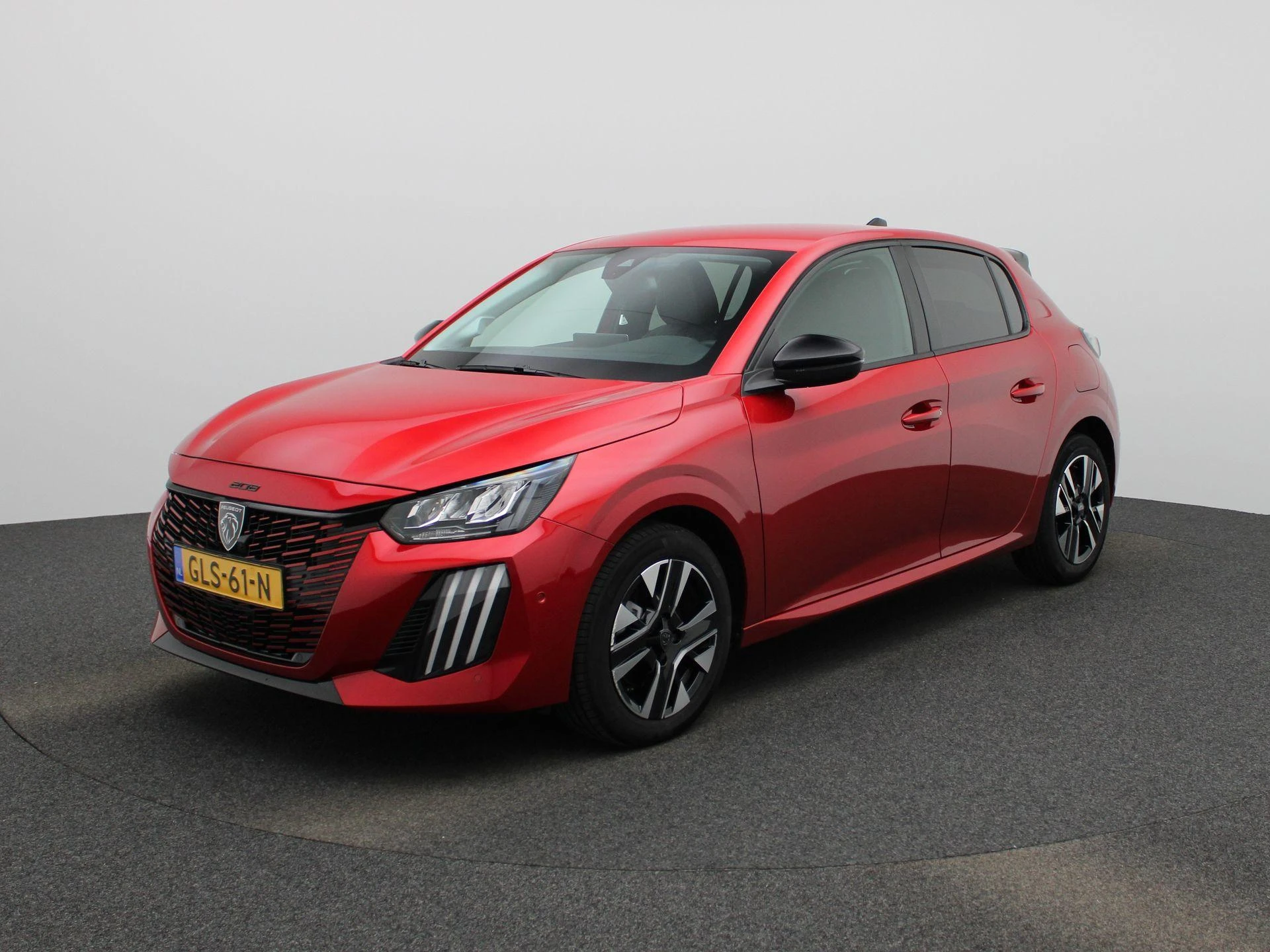 Peugeot 208 - 1