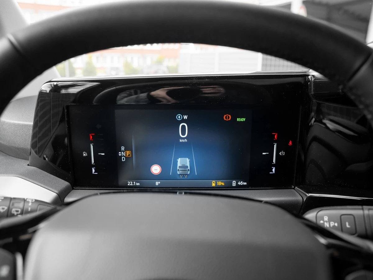 Ford-Tourneo Custom-image-13