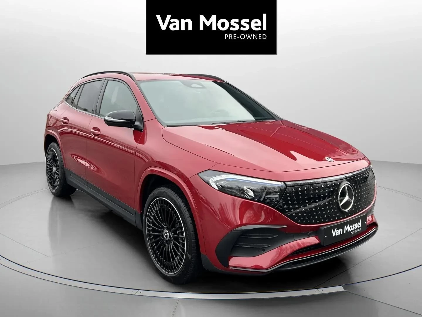 Mercedes-Benz-EQA-image-2