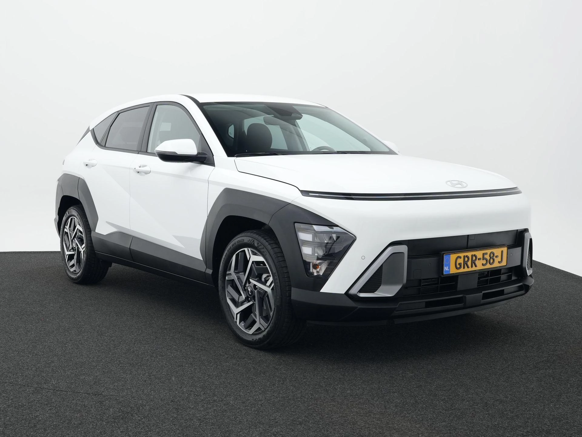 Hyundai-Kona-image-12
