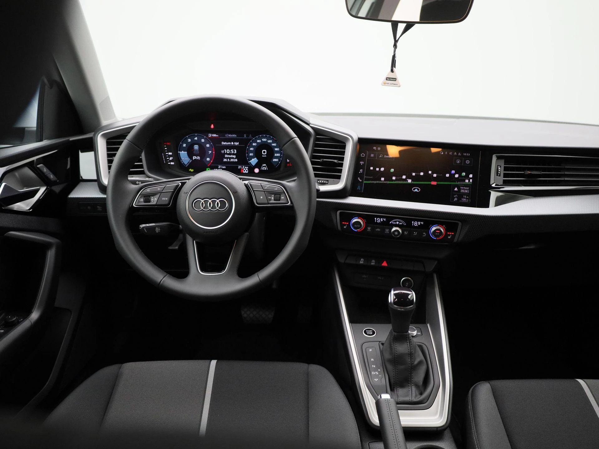 Audi-A1-image-6