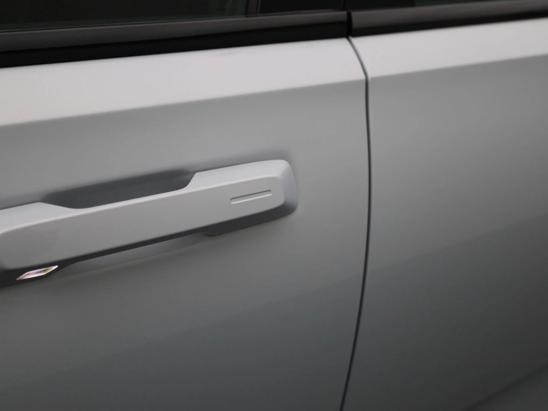 Polestar-2-image-17