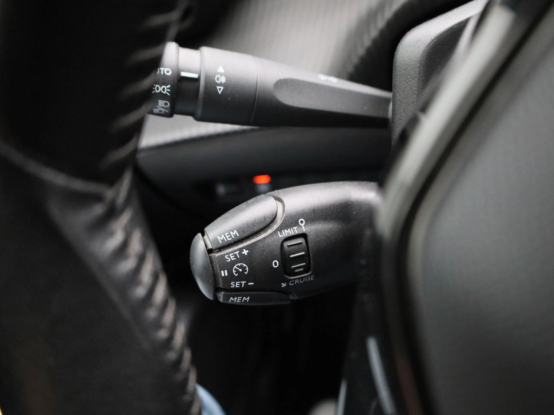 Peugeot-2008-image-18