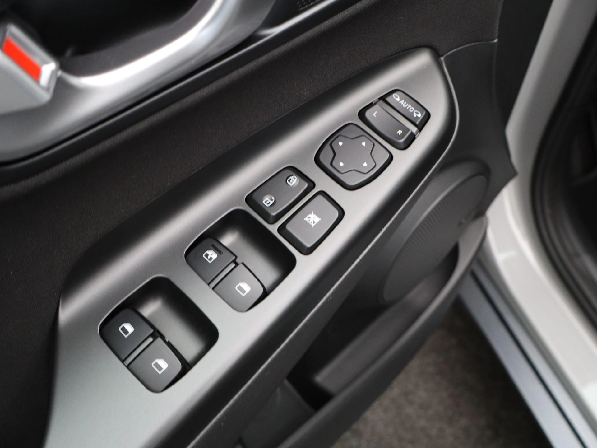 Hyundai-Kona-image-28