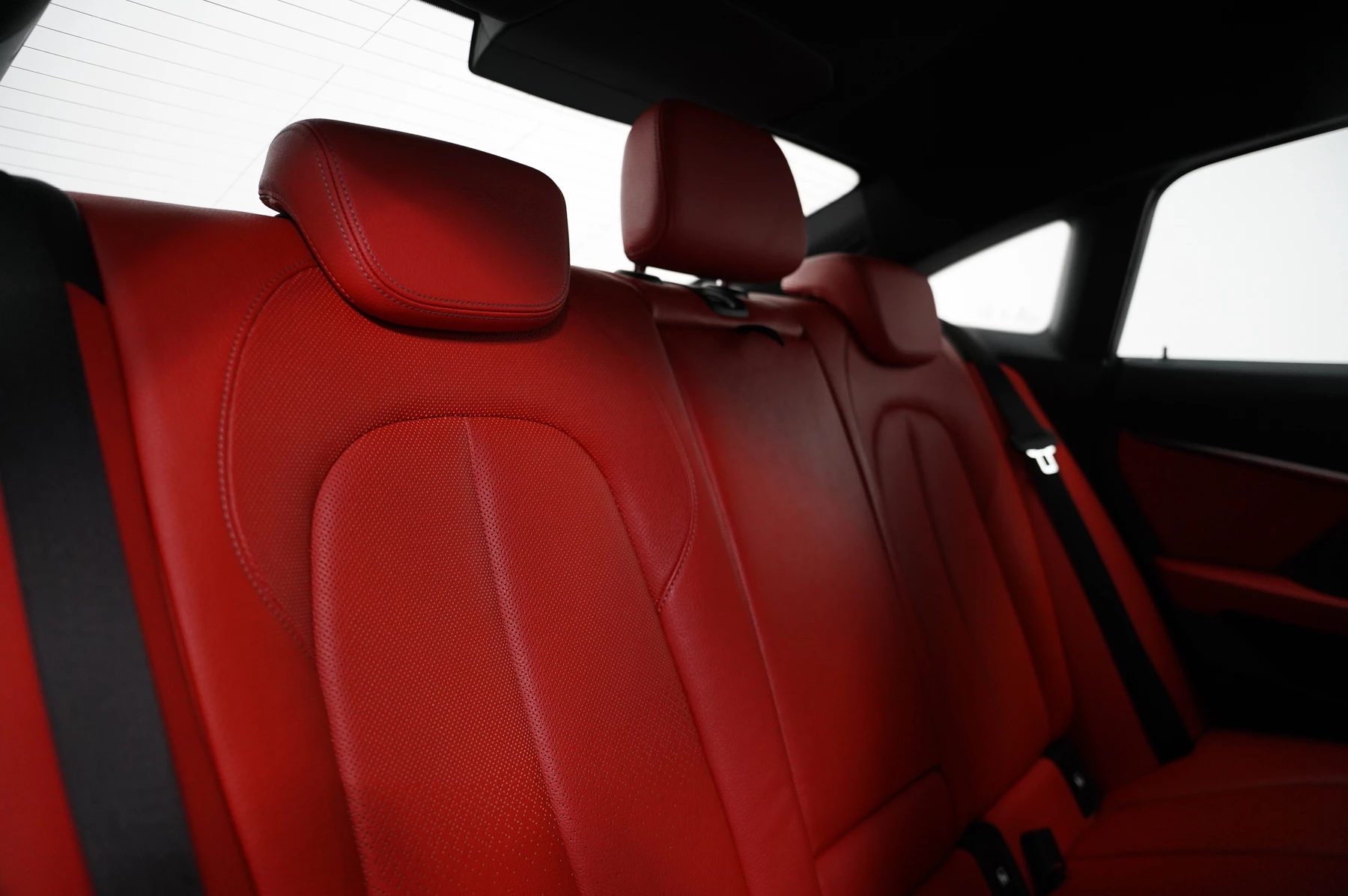BMW-2 Series-image-27