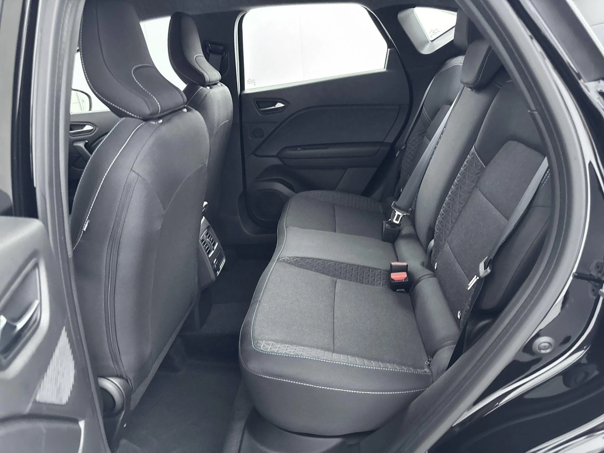 Renault-Captur-image-21