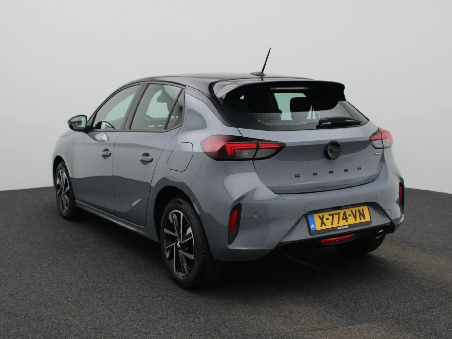 Opel-Corsa-image-1