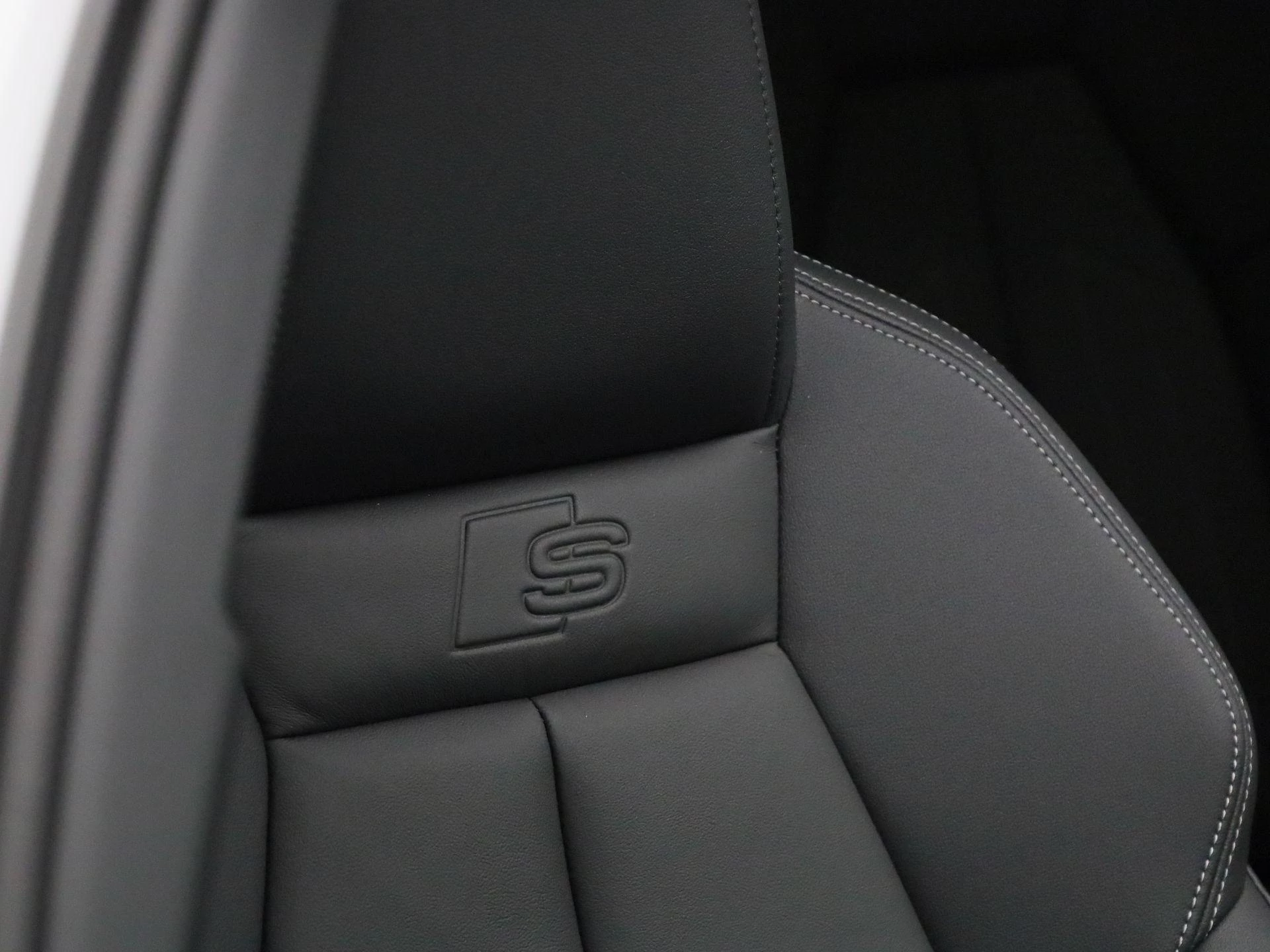 Audi A3 Sportback 45 TFSI e S edition Competition