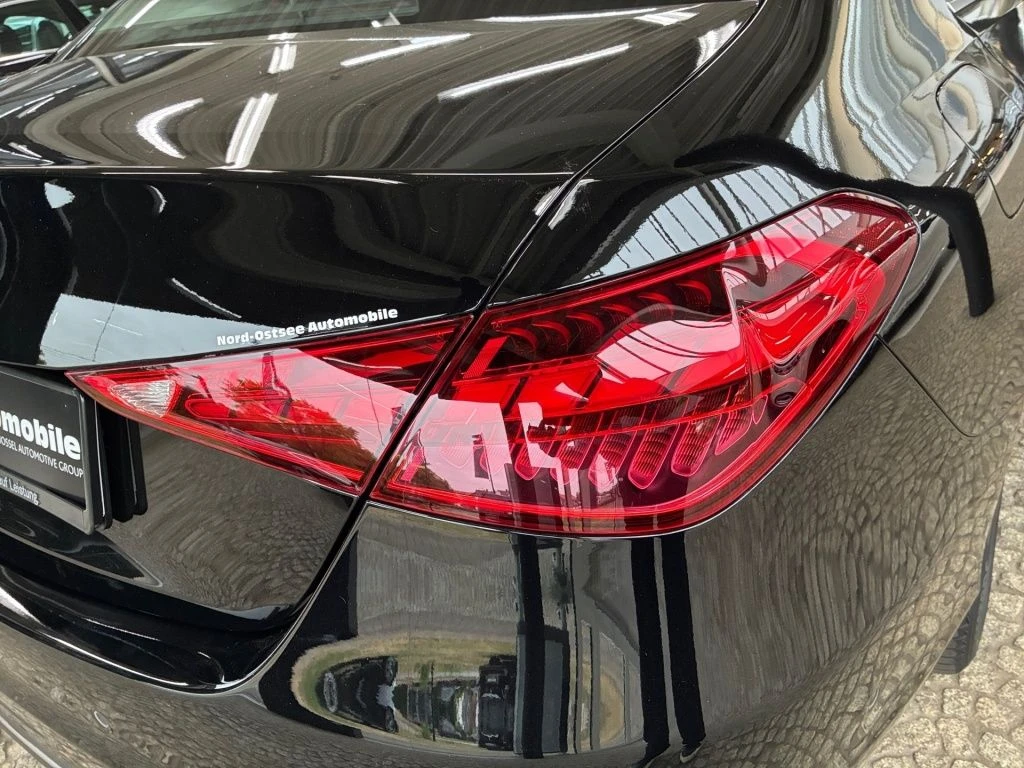 Mercedes-Benz-C-Klasse 200 d-image-19