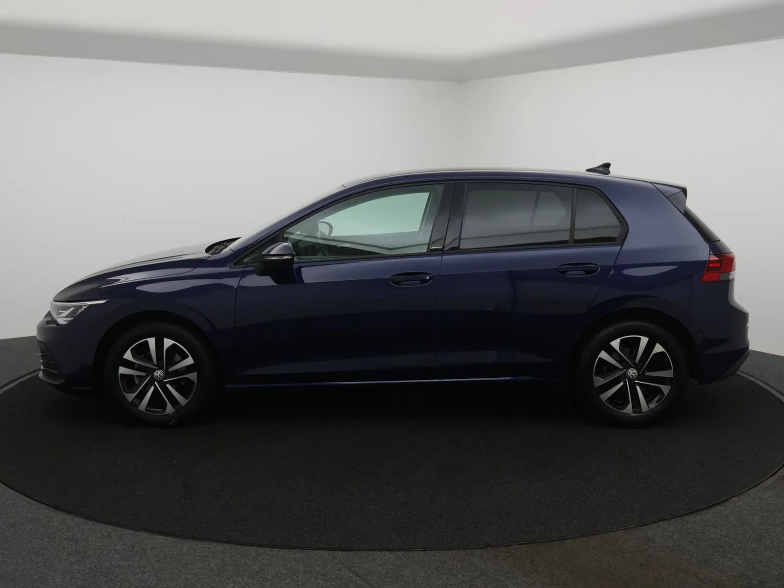 Volkswagen Golf VIII Golf 1.5TSI 131PK *VIRTUAL COCKPIT*CAMERA*ACC*PDC*NAVI*APP-CONNECT*ZETELVERWARMING*AIRCO*BLTH*...*
