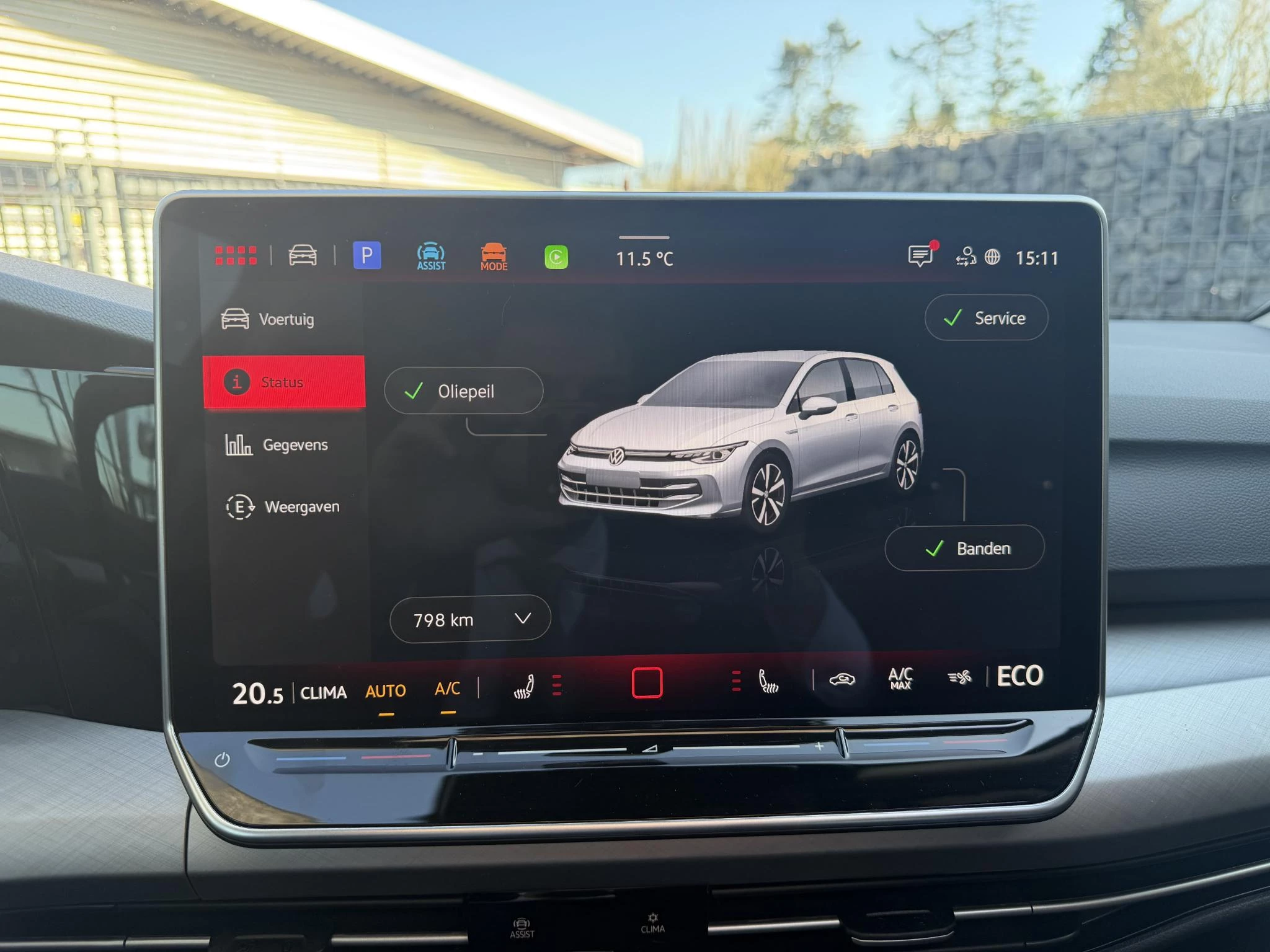 Volkswagen-Golf-image-14