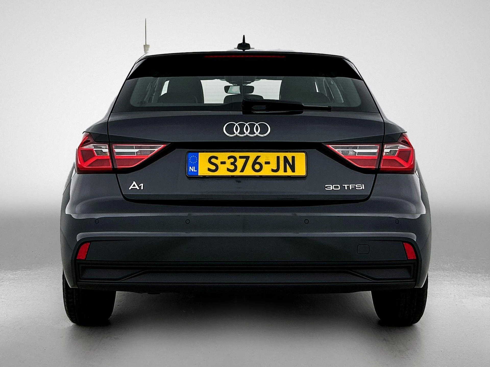 Audi-A1 Sportback-image-3