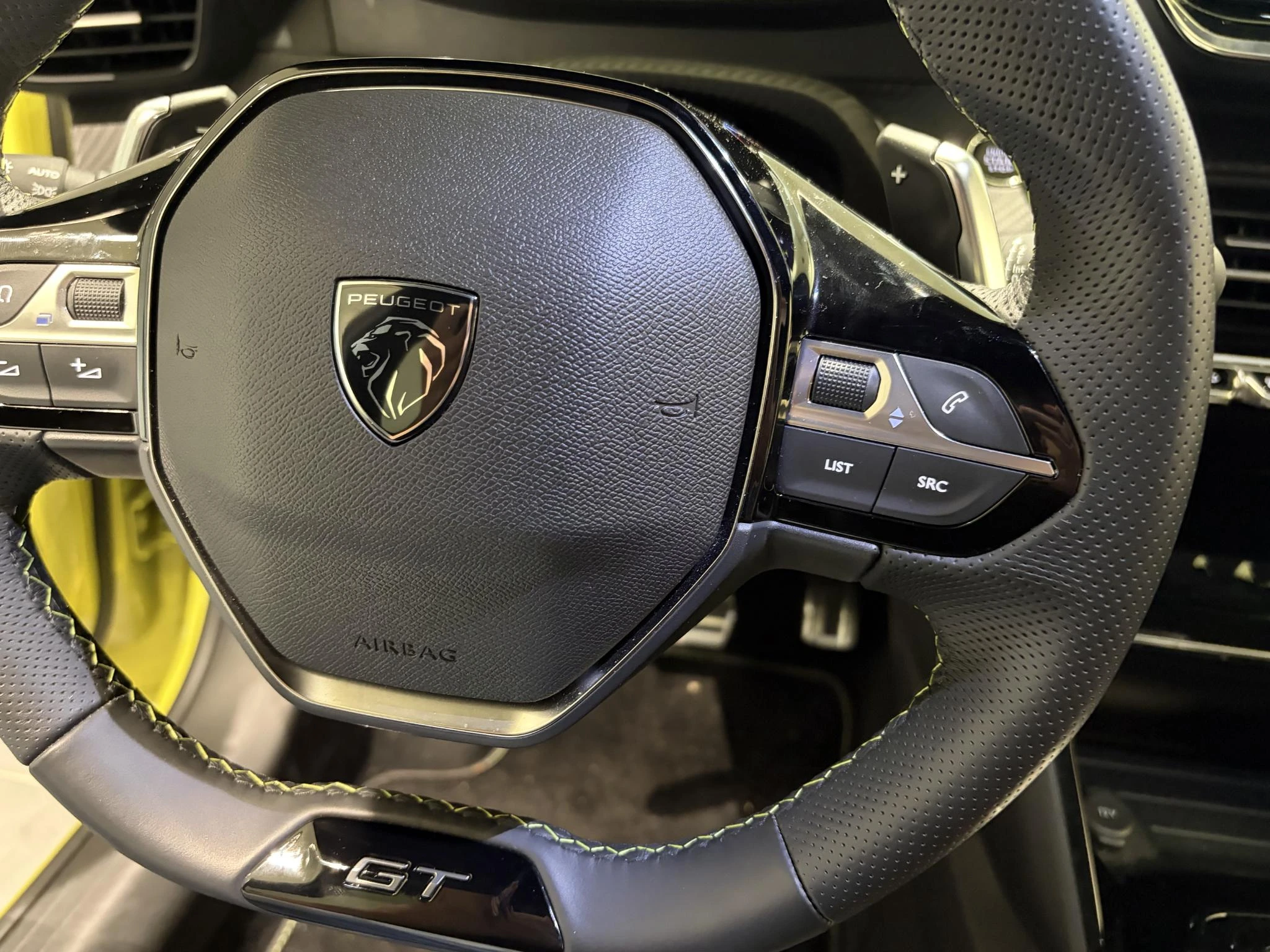 Peugeot-208-image-10