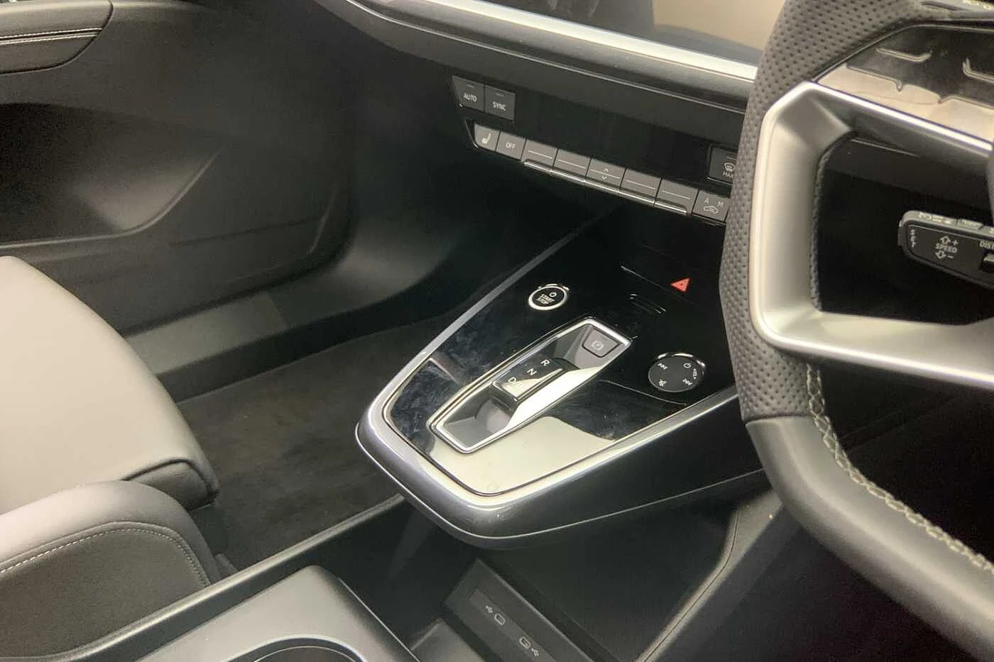 Audi-Q4 Sportback e-tron-image-7