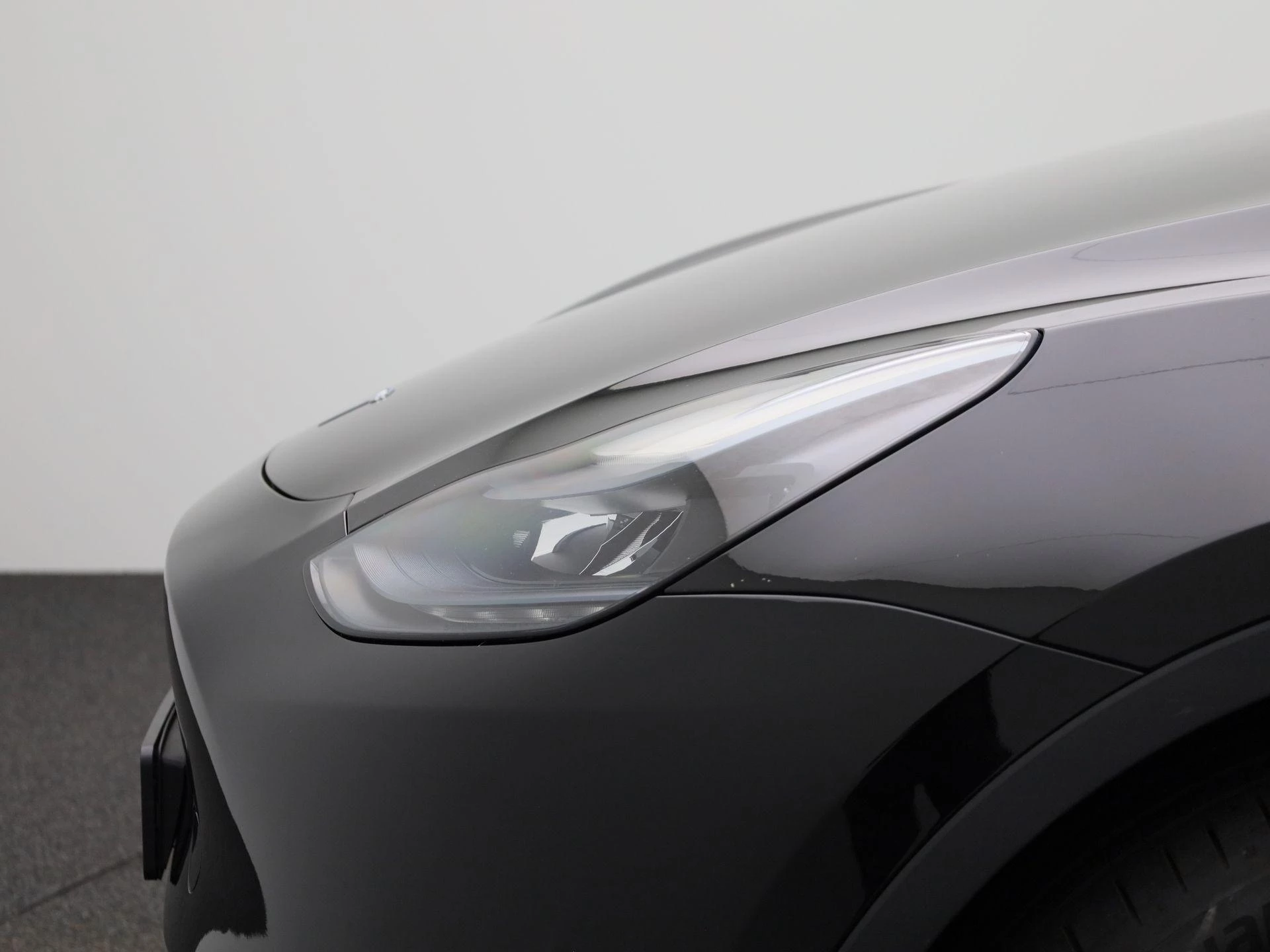 Tesla Model Y RWD