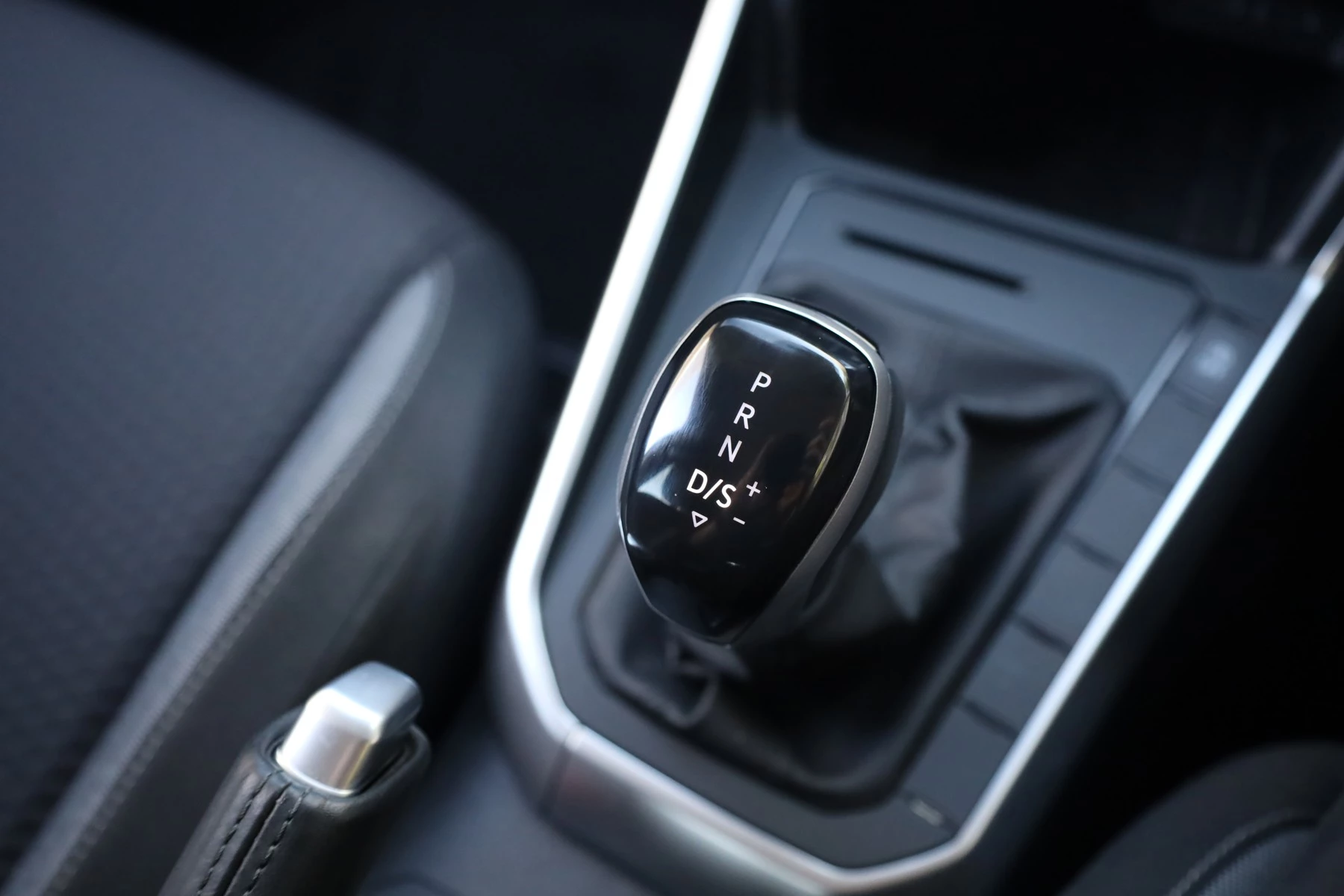 Volkswagen-Polo-image-32