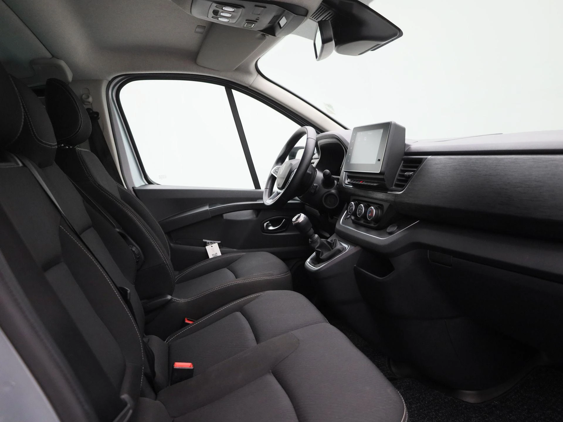Renault-Trafic-image-32