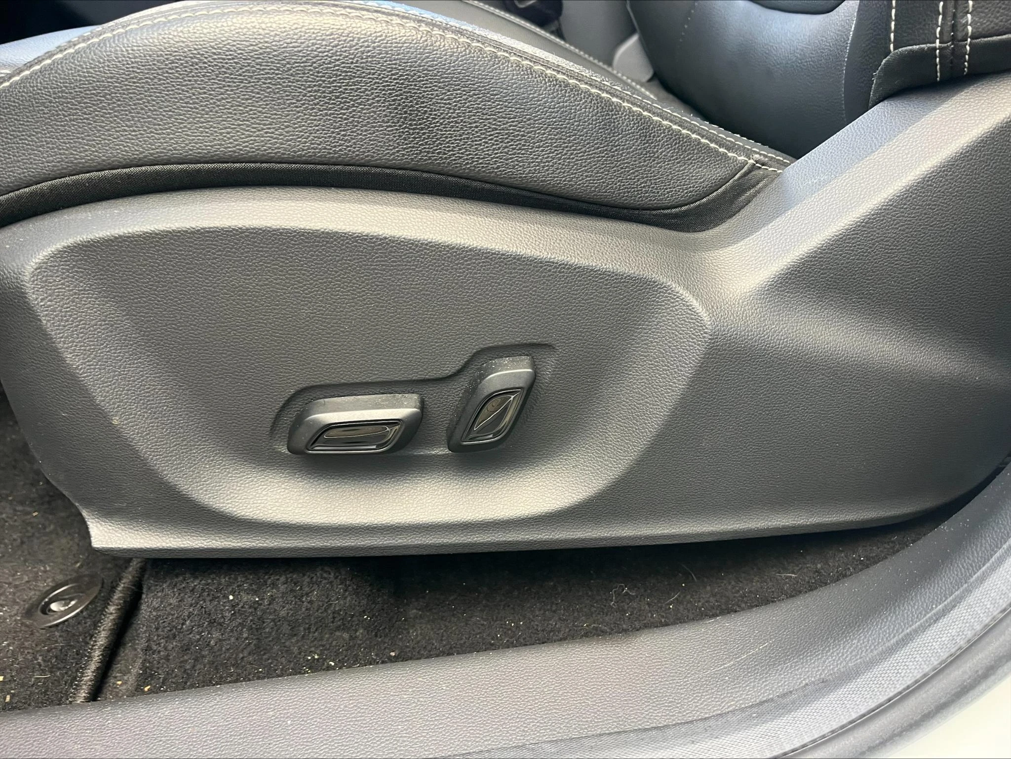 MG-ZS EV-image-14