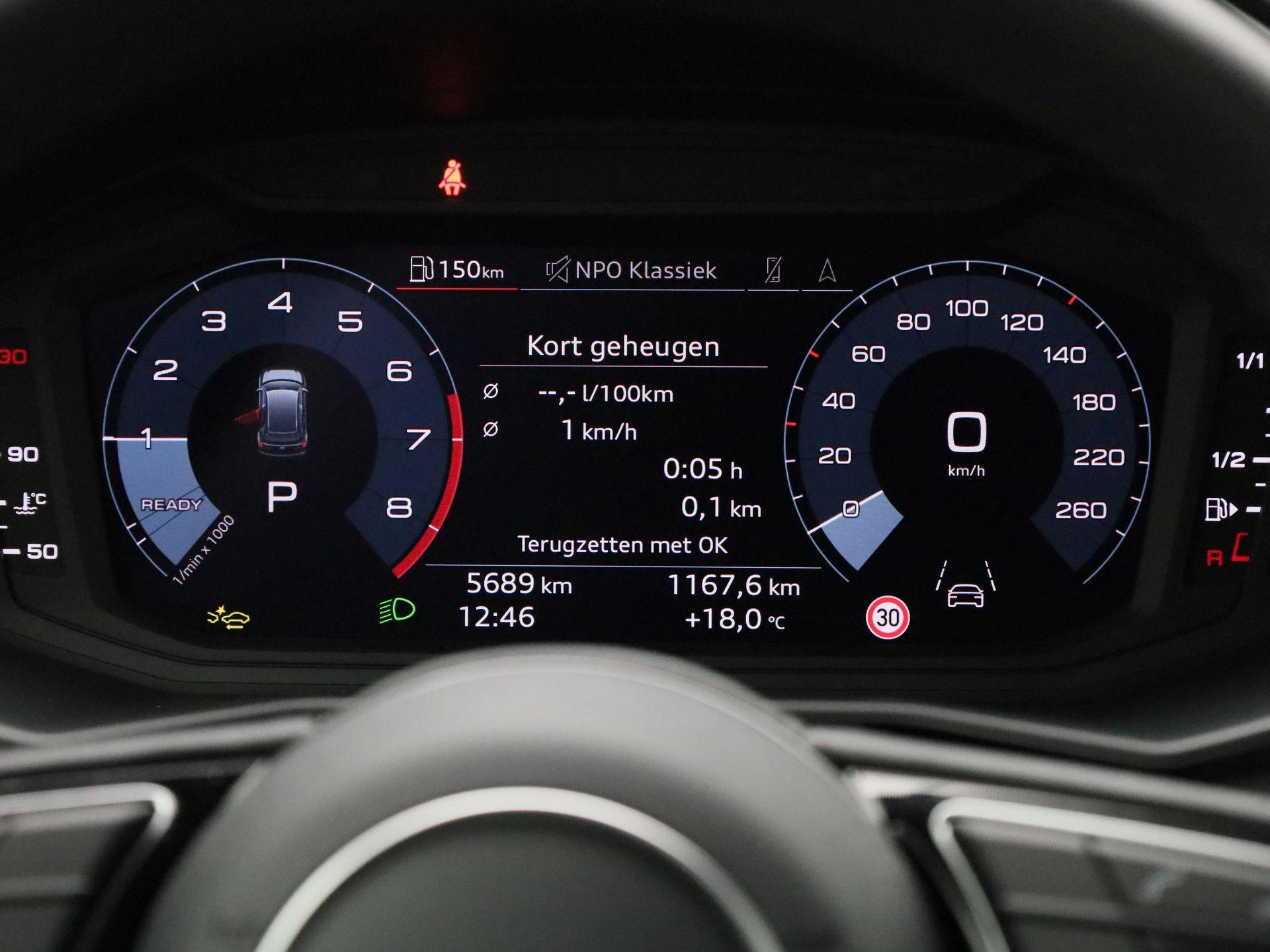 Audi-A1 Sportback-image-7