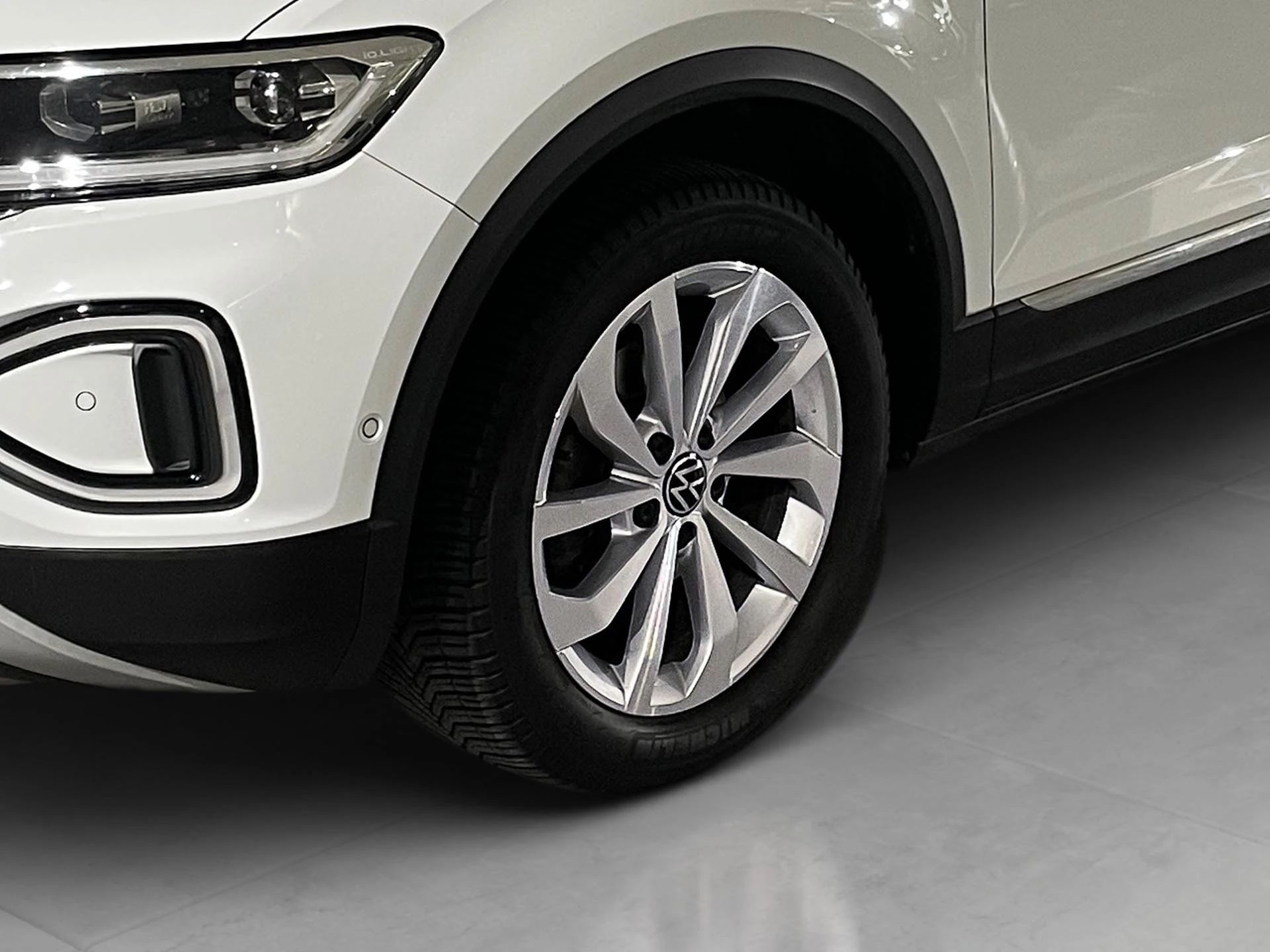 Volkswagen-T-Roc-image-19