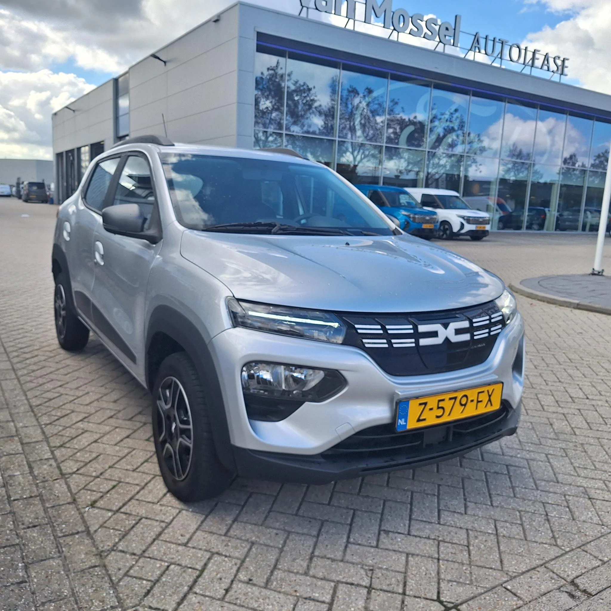 Dacia-Spring-image-2