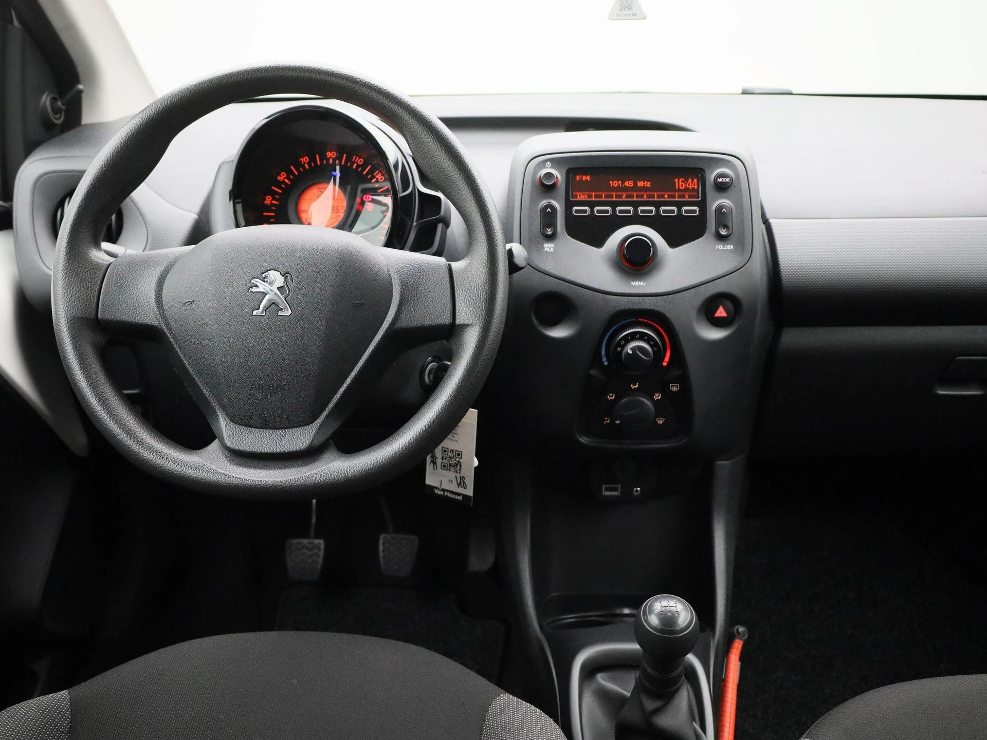 Peugeot-108-image-6