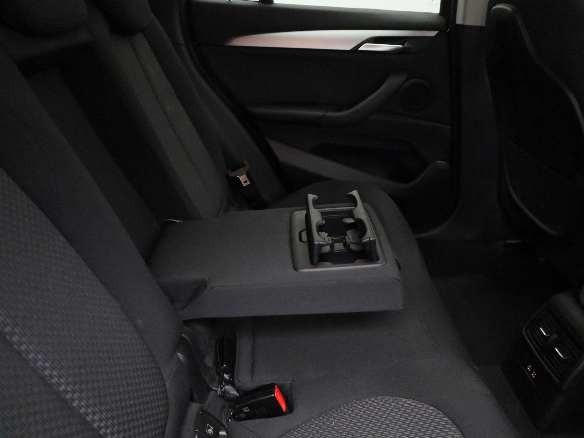 BMW X1 sDrive16d (85 kW)