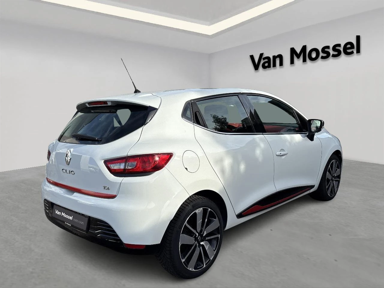 Renault-Clio-image-3