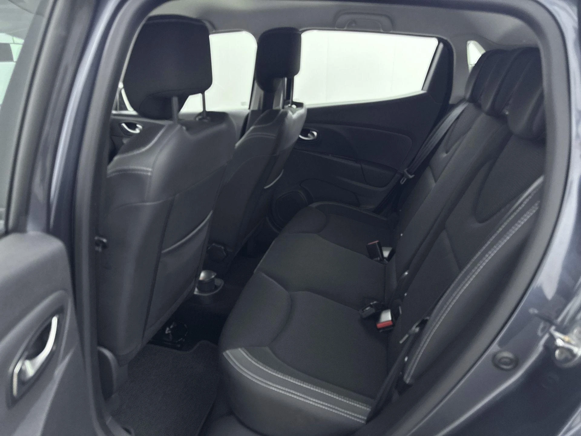 Renault-Clio-image-24