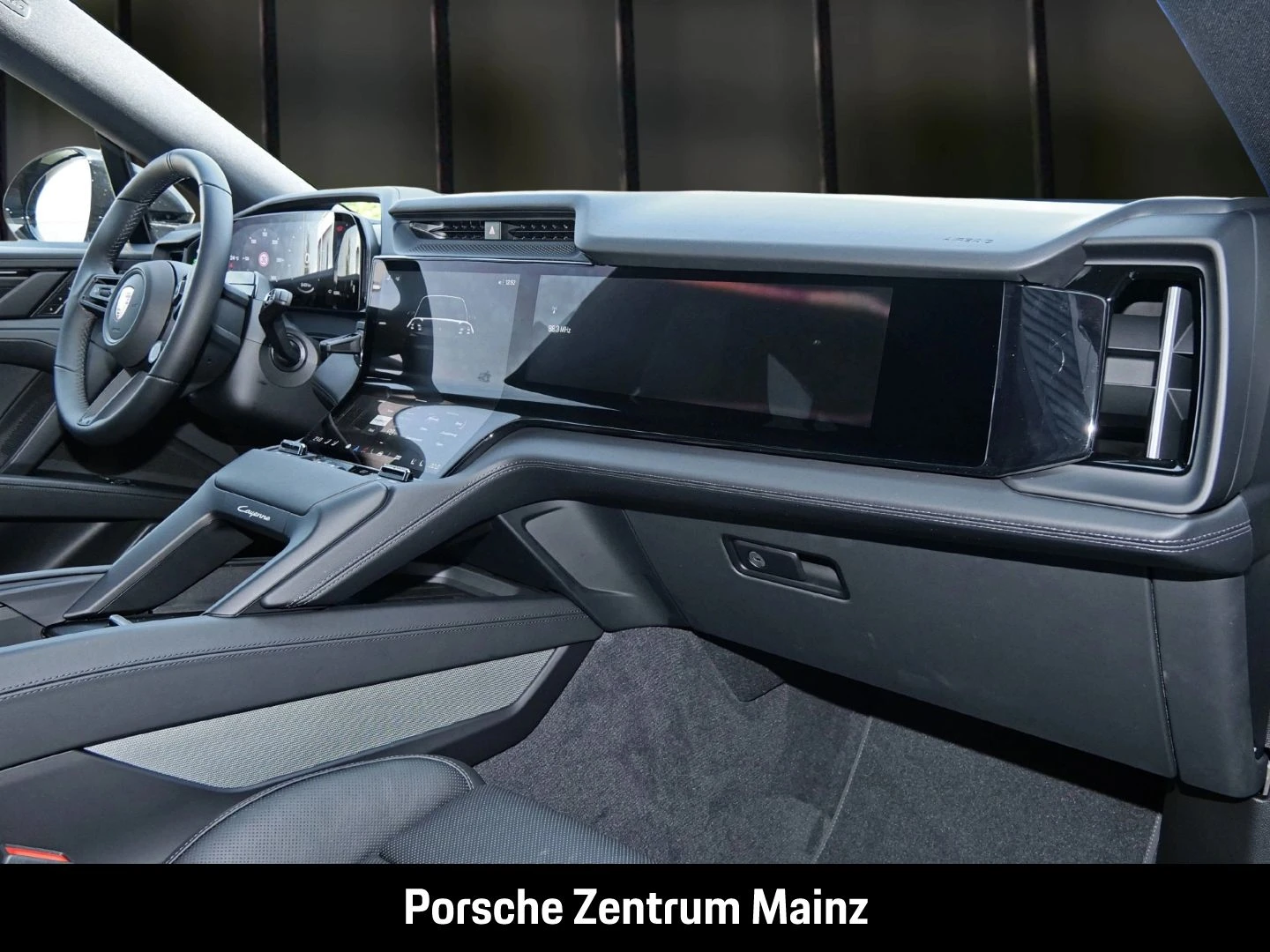 Porsche-Cayenne-image-16