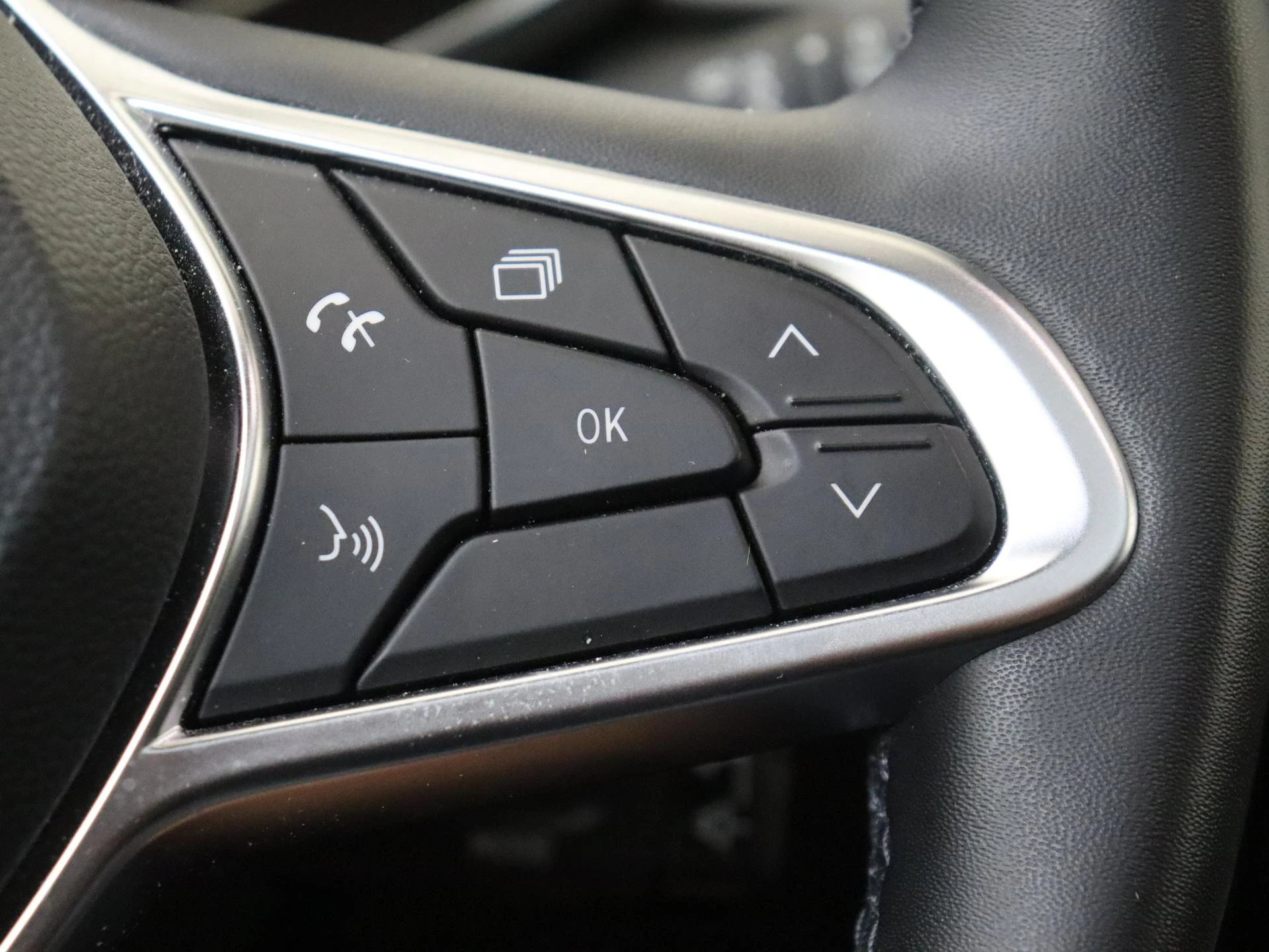 Renault-Captur-image-12